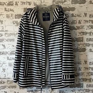 Charles River New England Rain Jacket with Flaw – Women’s Medium Nautical